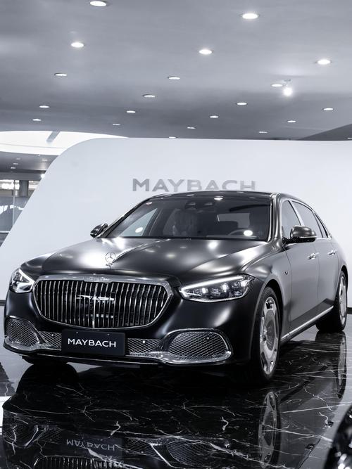 深圳108岚图汽车的售后服务让用户无忧出行，迈巴赫未来的豪华车趋势